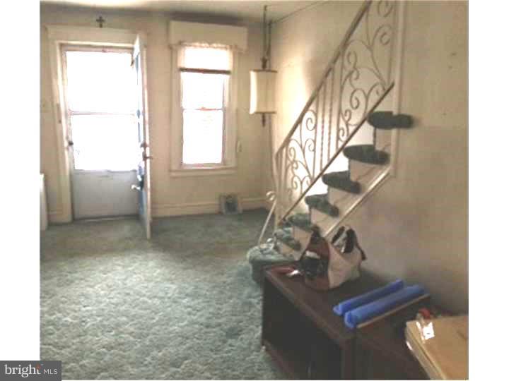 MAYFAIR - Residential