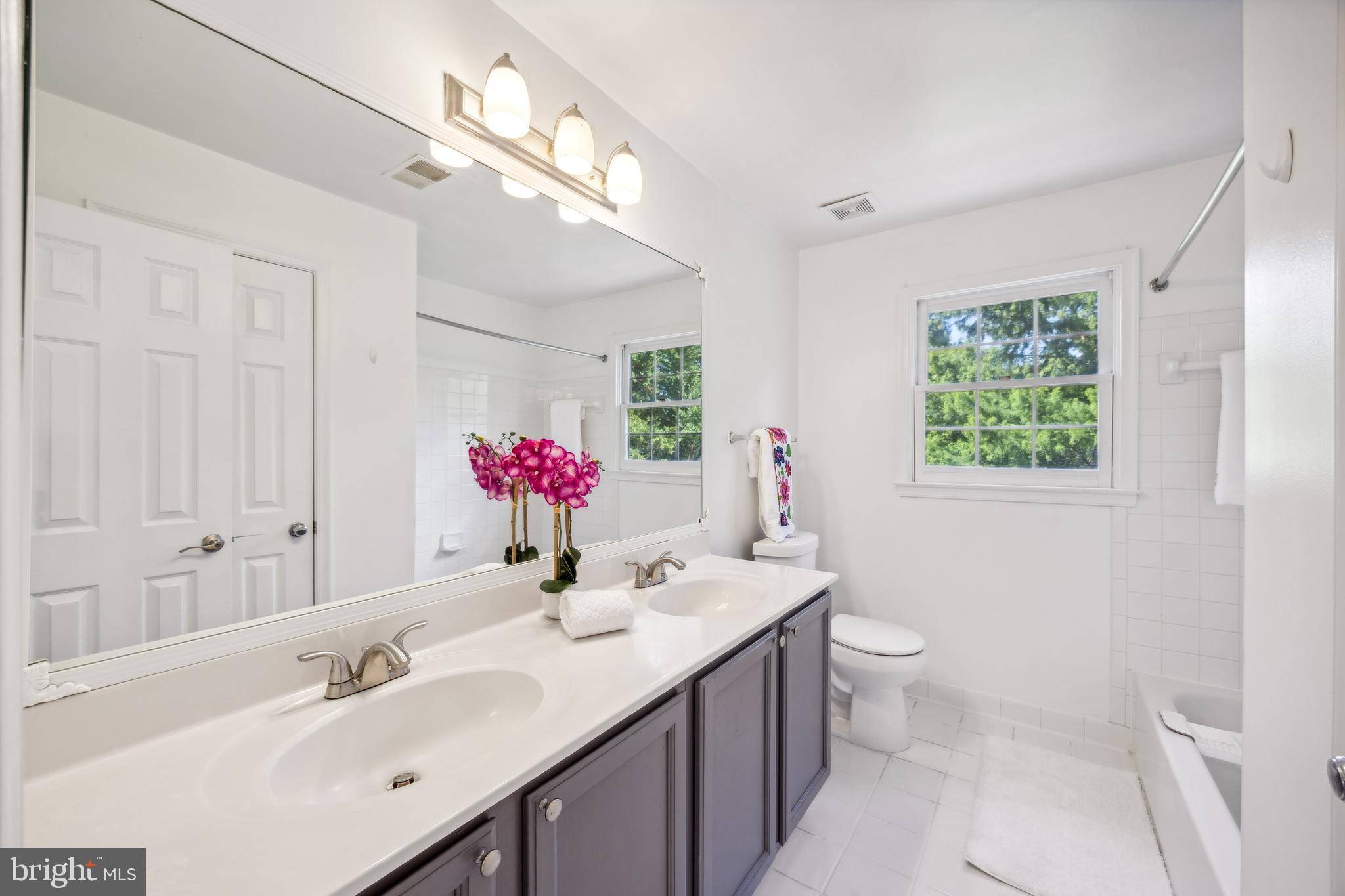 PERRYWOOD - Residential