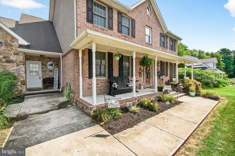 Homes For Sale - 4948 Teen Barnes Road<br/> FREDERICK, MD 21703