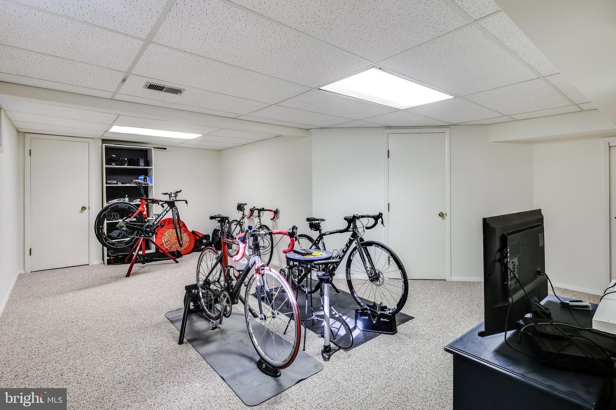 HICKORY RIDGE - Residential