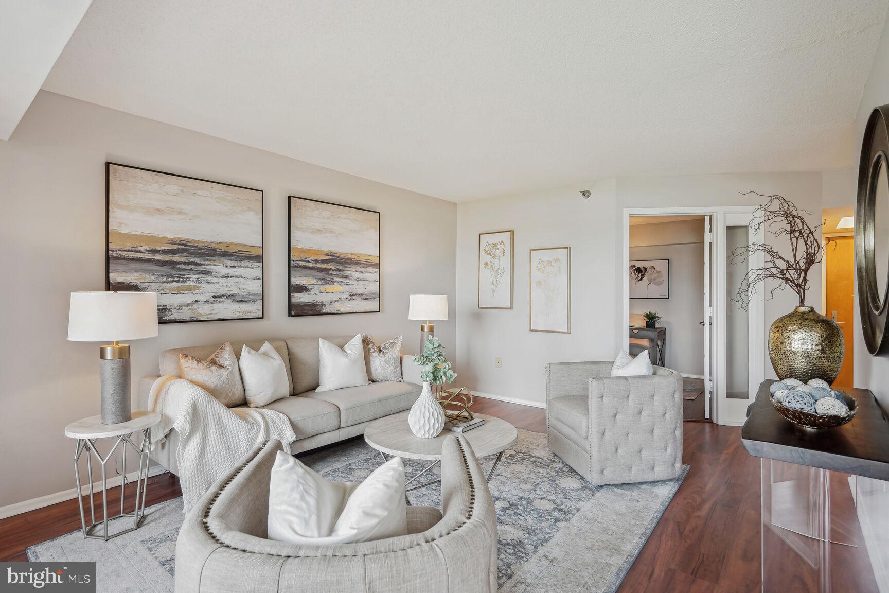 TYSONS CORNER - Residential