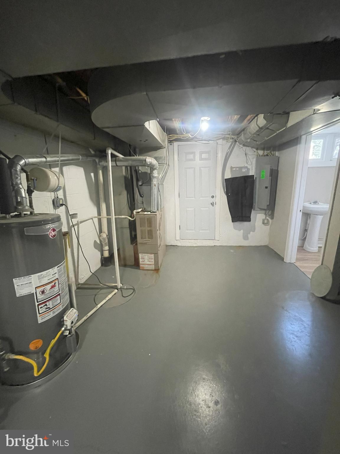 IDLEWOOD - Residential Lease