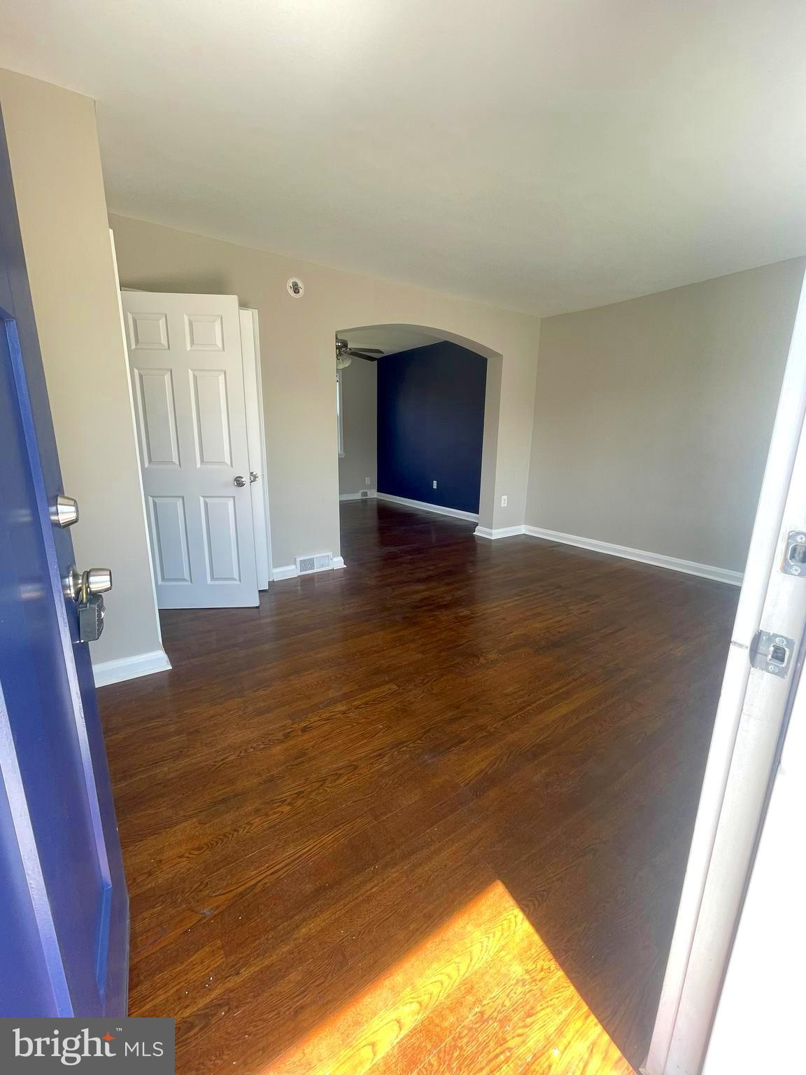 IDLEWOOD - Residential Lease