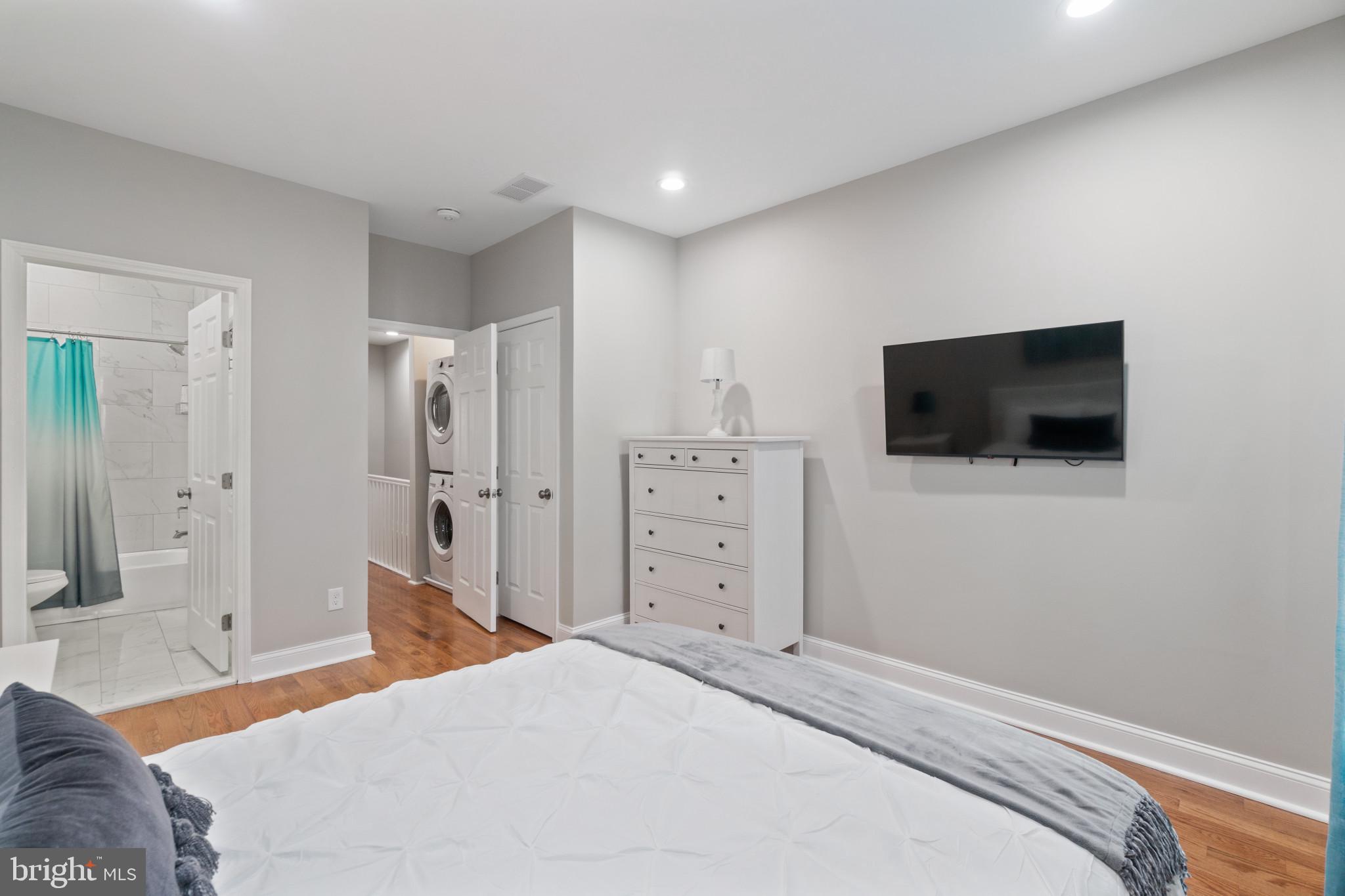 JOHNS HOPKINS - Residential