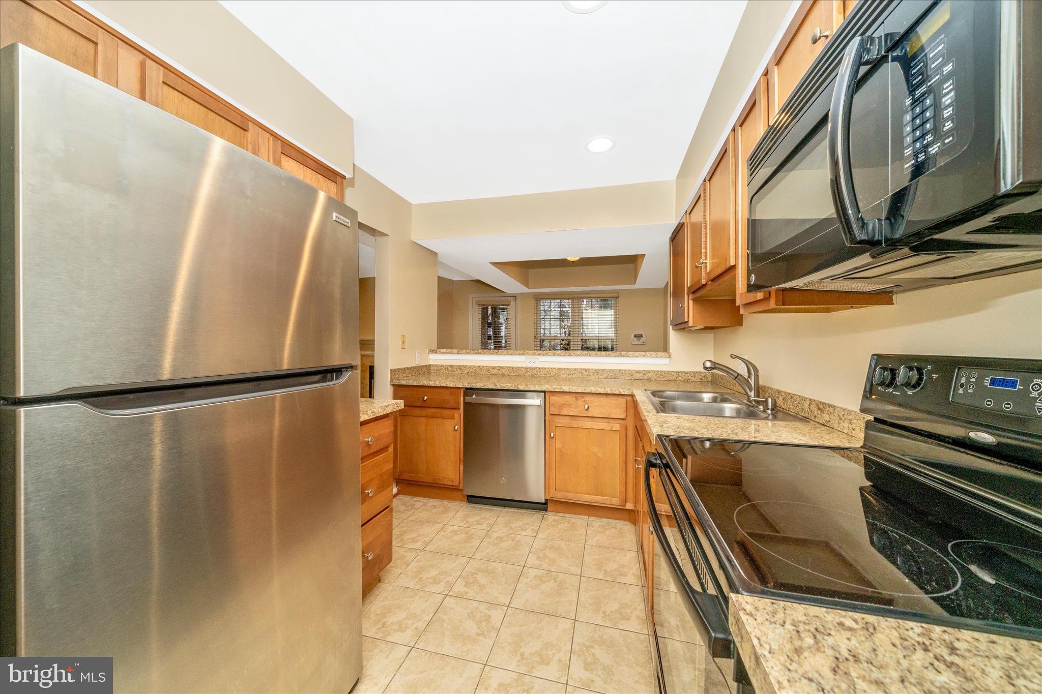 THE GABLES ON TUCKERMAN - Residential