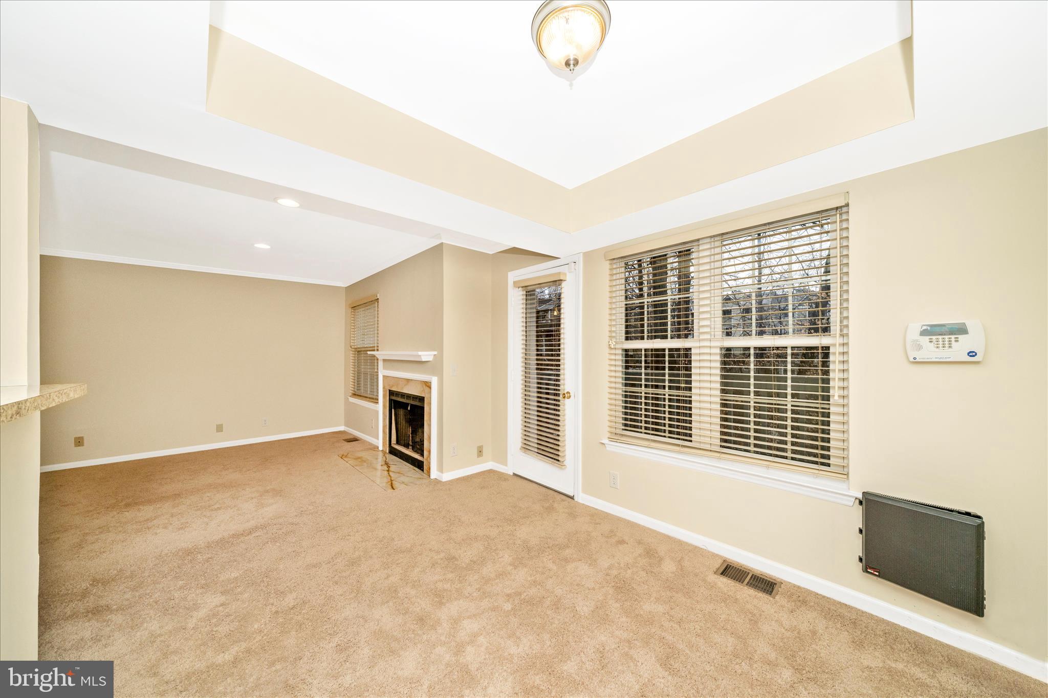 THE GABLES ON TUCKERMAN - Residential