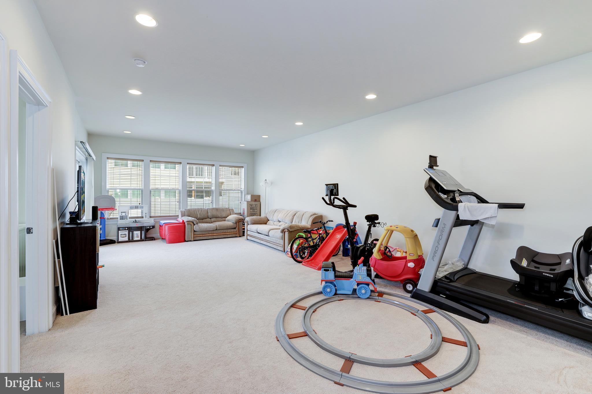 CHANTILLY - Residential Lease