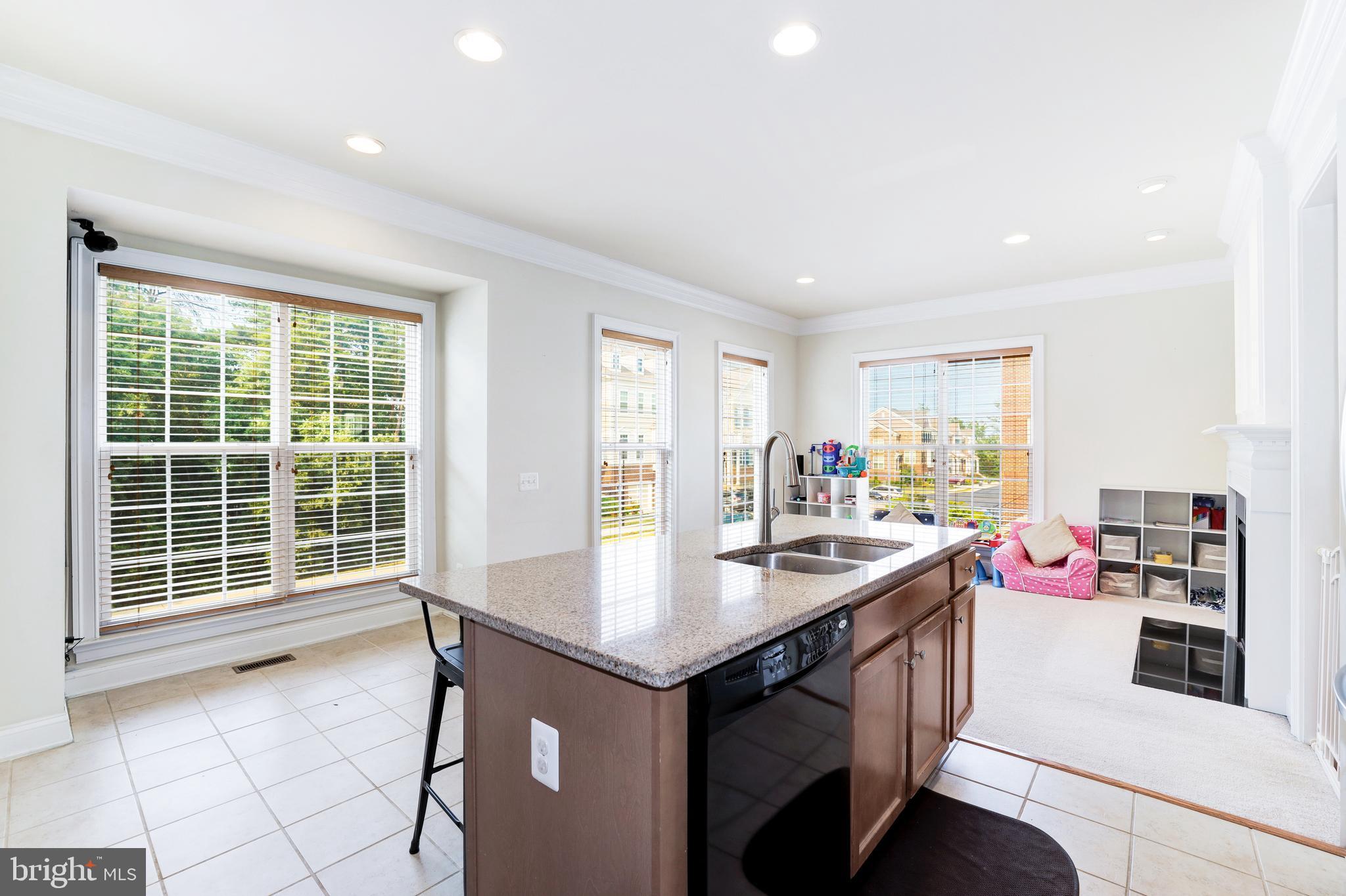 CHANTILLY - Residential Lease