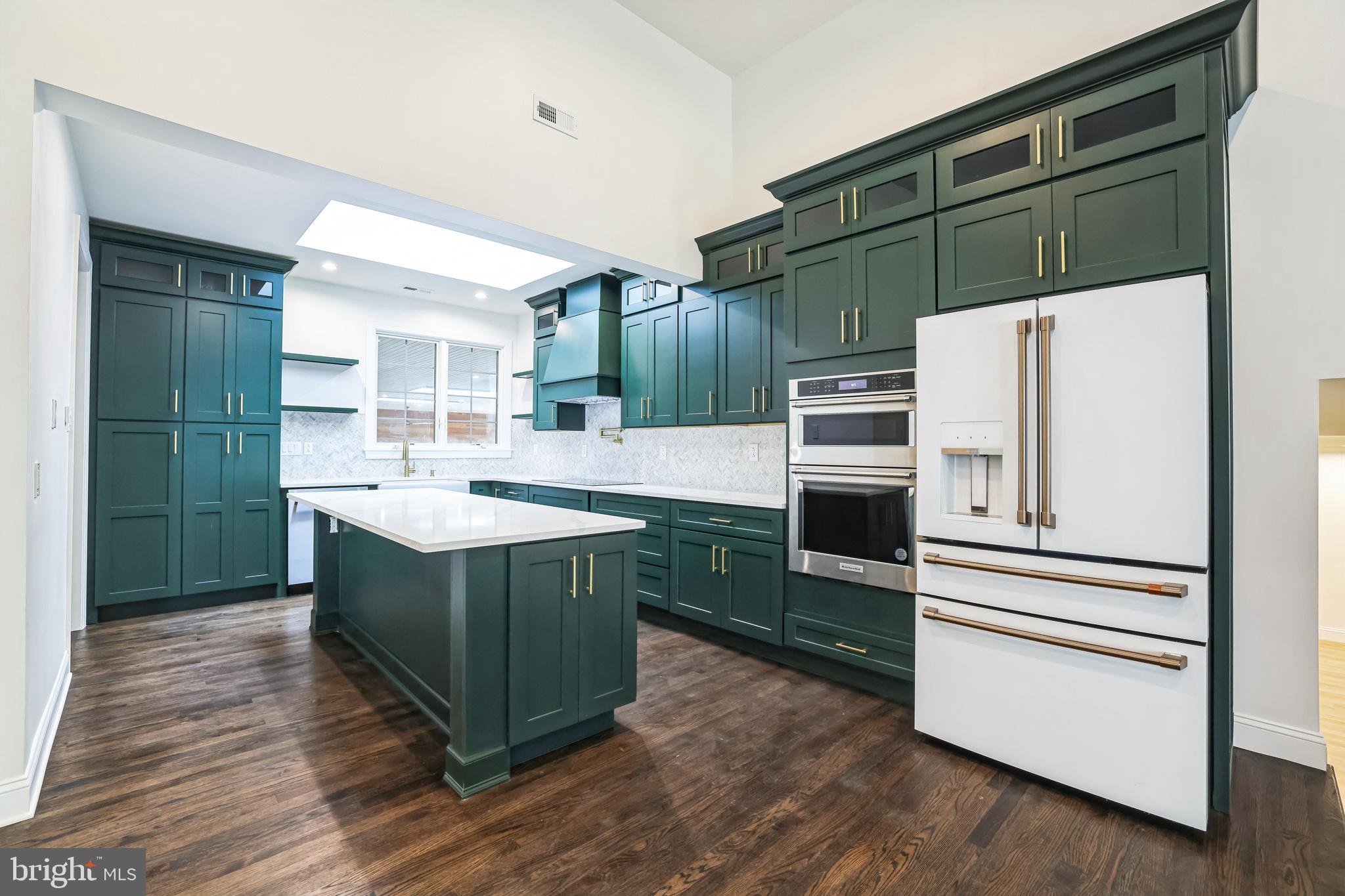 YORKSHIRE ESTS - Residential