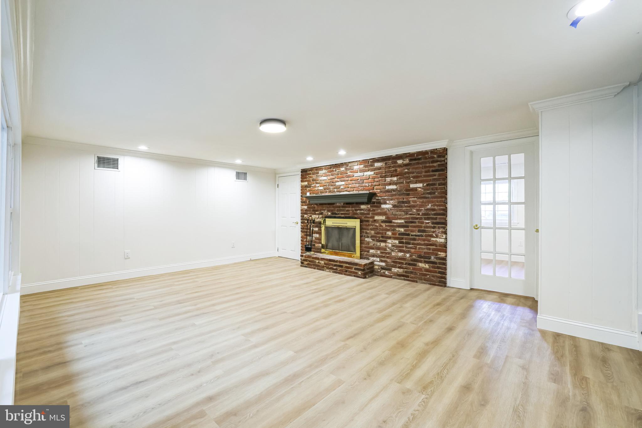 YORKSHIRE ESTS - Residential