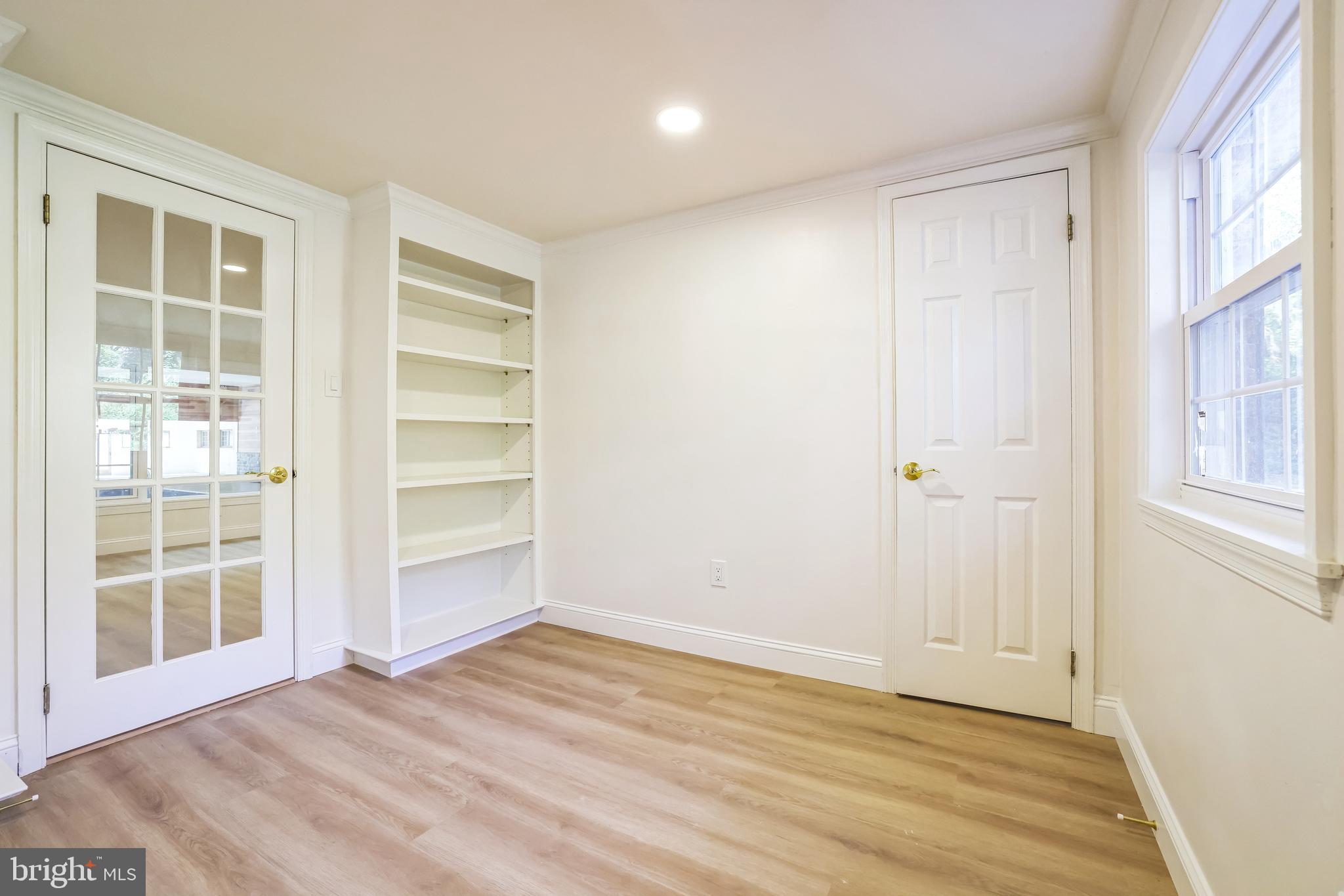 YORKSHIRE ESTS - Residential