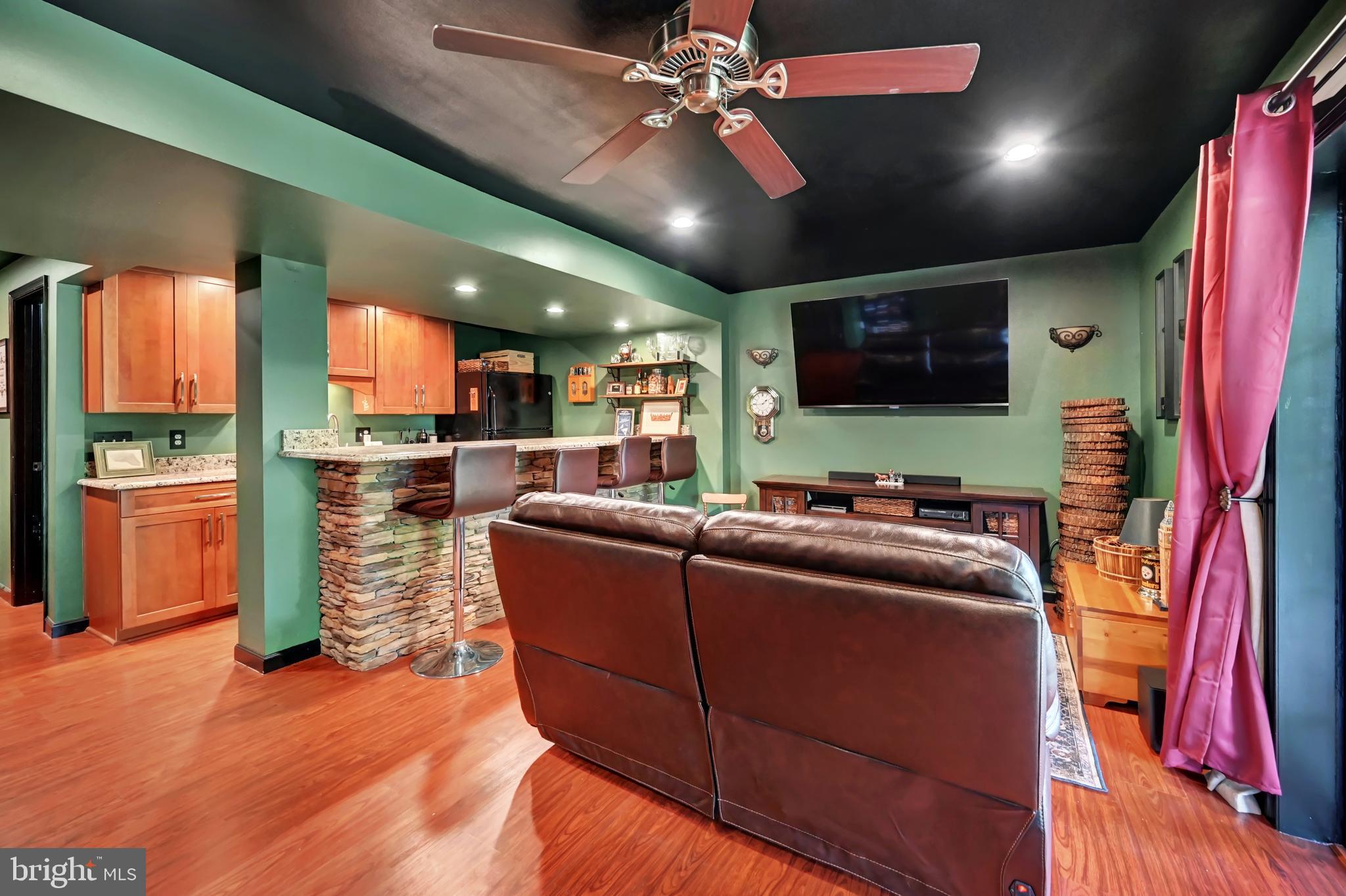 CHESTERFIELD - Residential