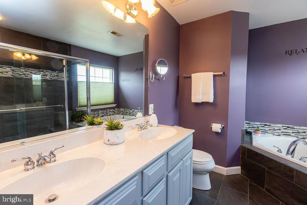 ACADEMY HILLS - Residential