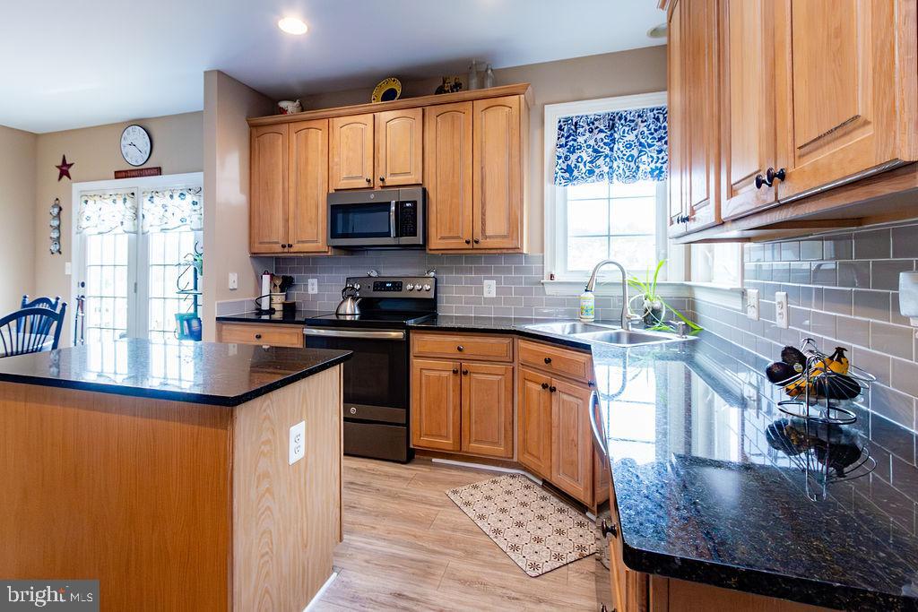 ACADEMY HILLS - Residential