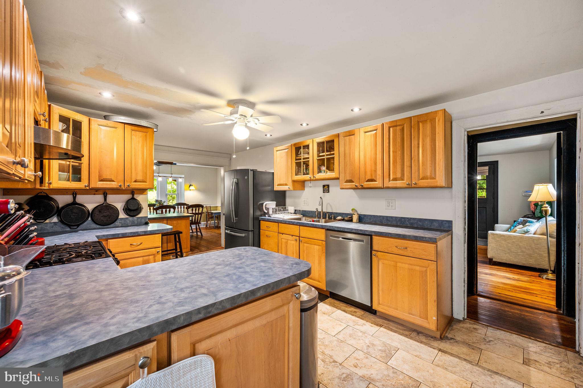 GERMANTOWN - Residential