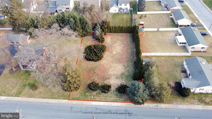 Very rare opportunity to build on a premium .47-acre lot in a desirable part of Ephrata! This nearly half-acre parcel on E Pine Street is very flat with mature landscaping and has public water and sewer available in the street, making it a great spot to build your custom home.
Not tied to any builder so bring your own or consult the listing agent for assistance in selecting a qualified builder.
Located in an established neighborhood just minutes from downtown Ephrata, this property combines everyday convenience with long term value. Lots of this size within the borough are exceedingly rare and once they’re gone, they’re gone. Reach out today to walk the property or request additional information.
