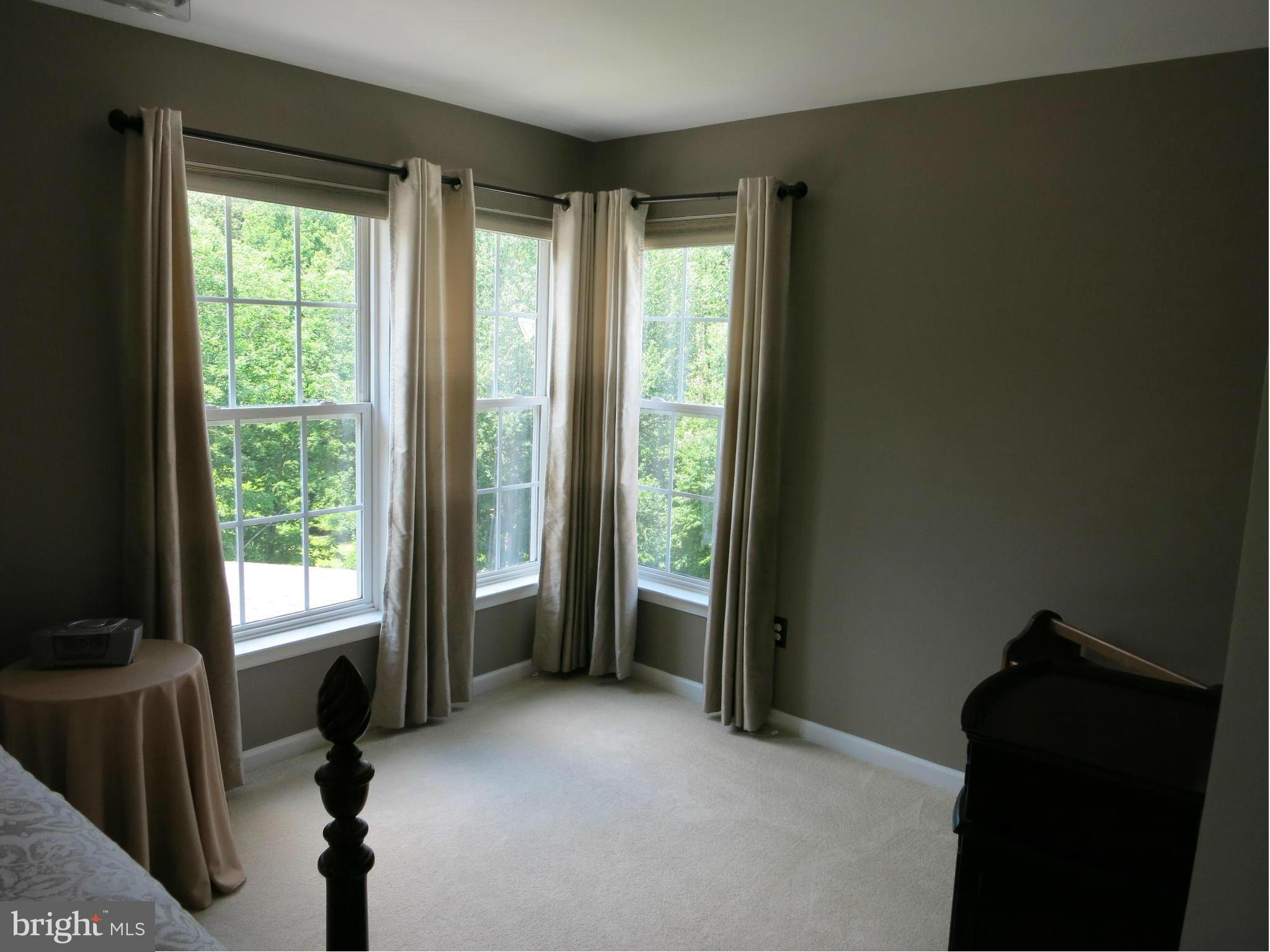 AUTUMN VIEW - Residential