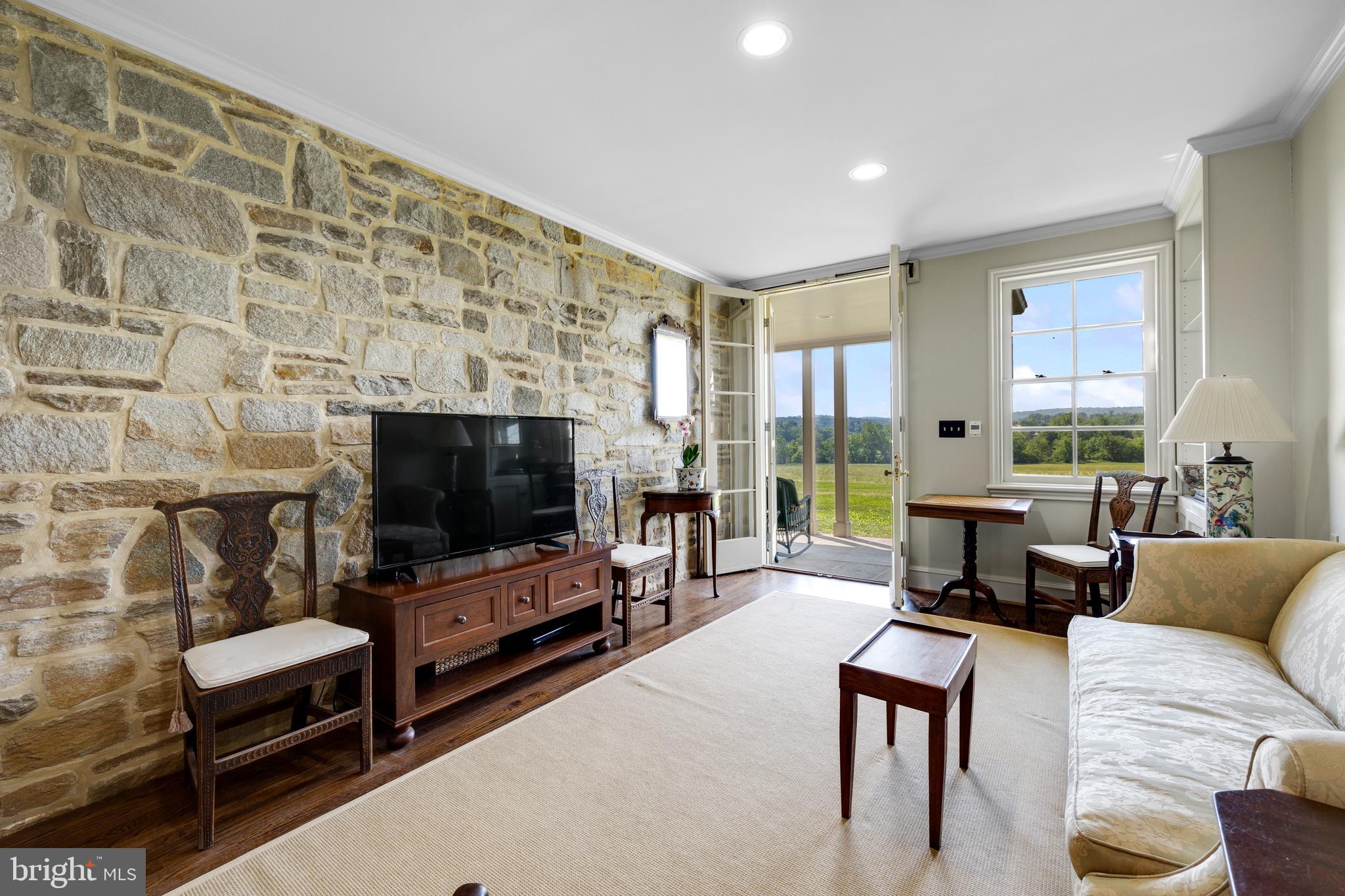 GLYNDON - Residential