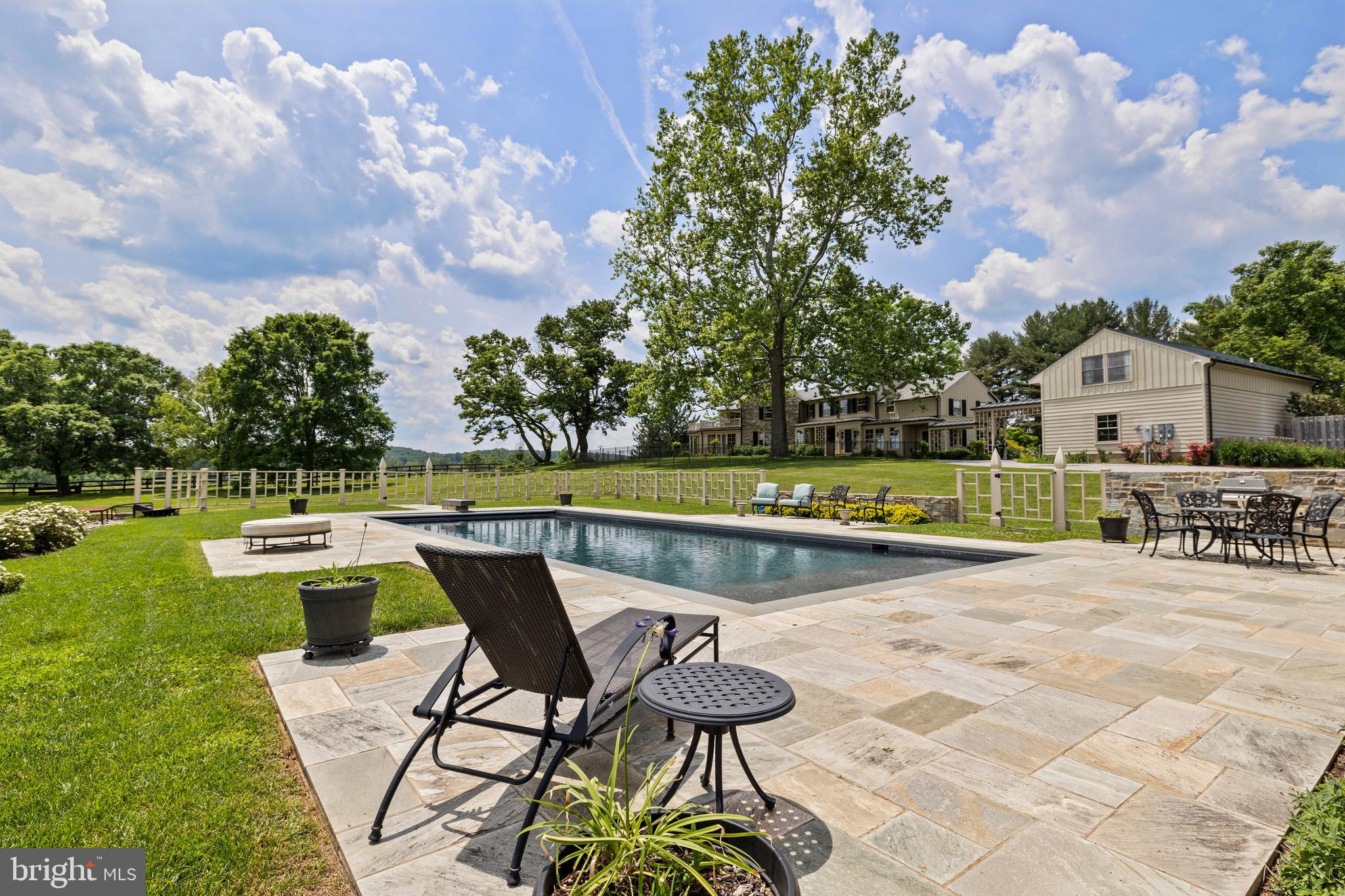 GLYNDON - Residential