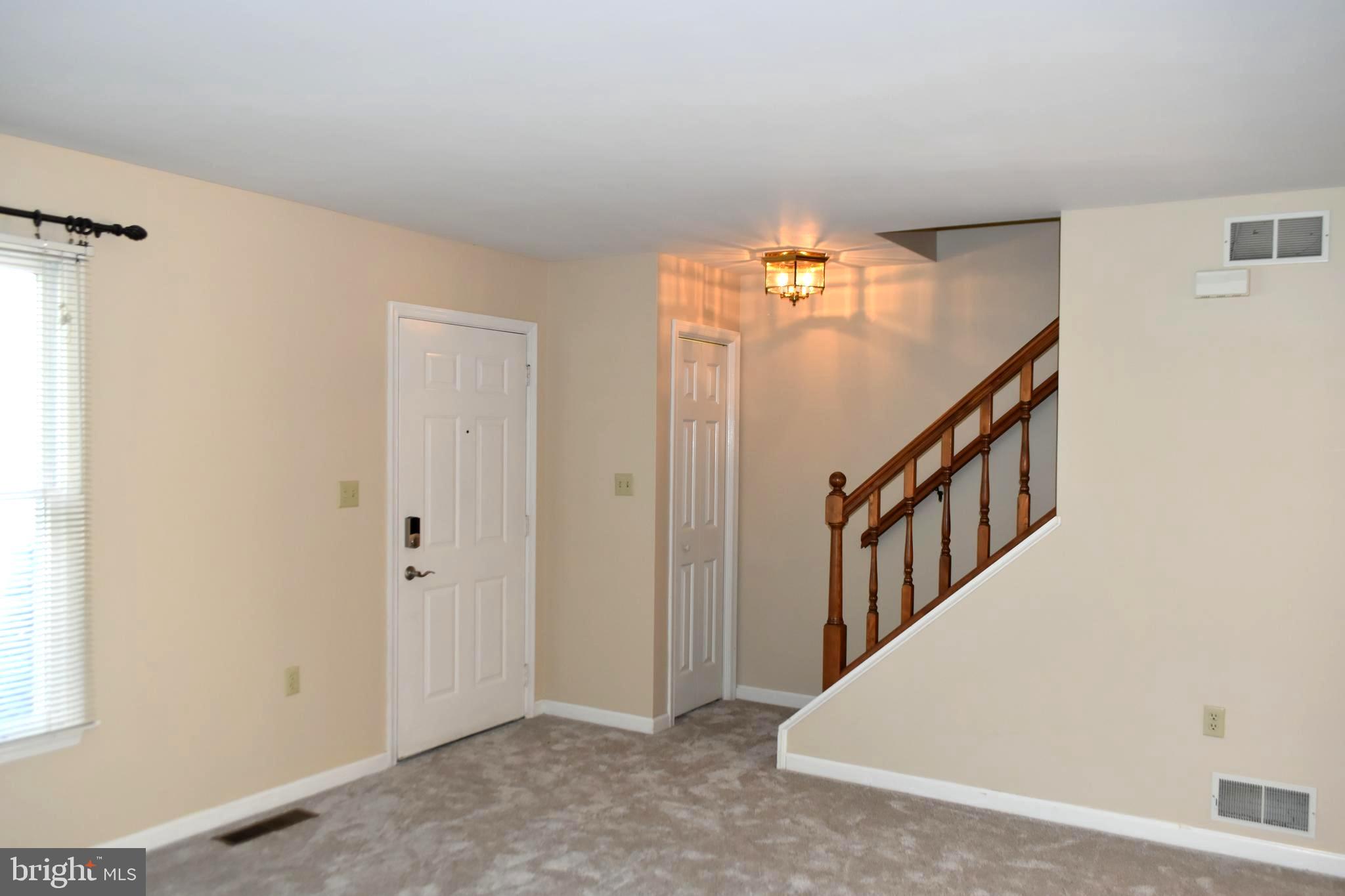 HAMPDEN COURT - Residential Lease