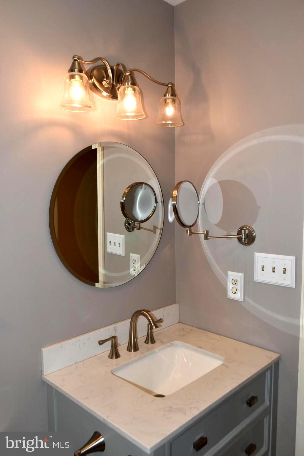 HAMPDEN COURT - Residential Lease