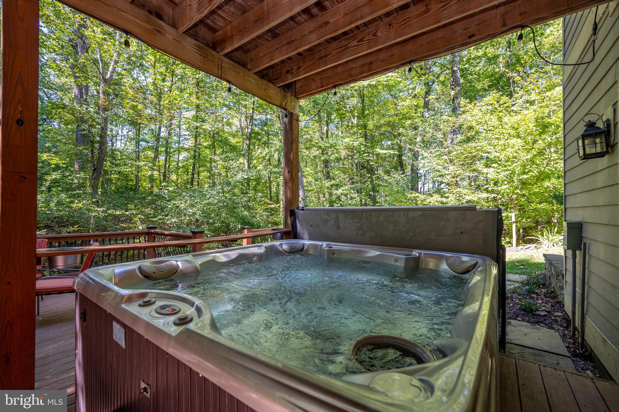 TIMBERLAKE VILLAGE - Residential