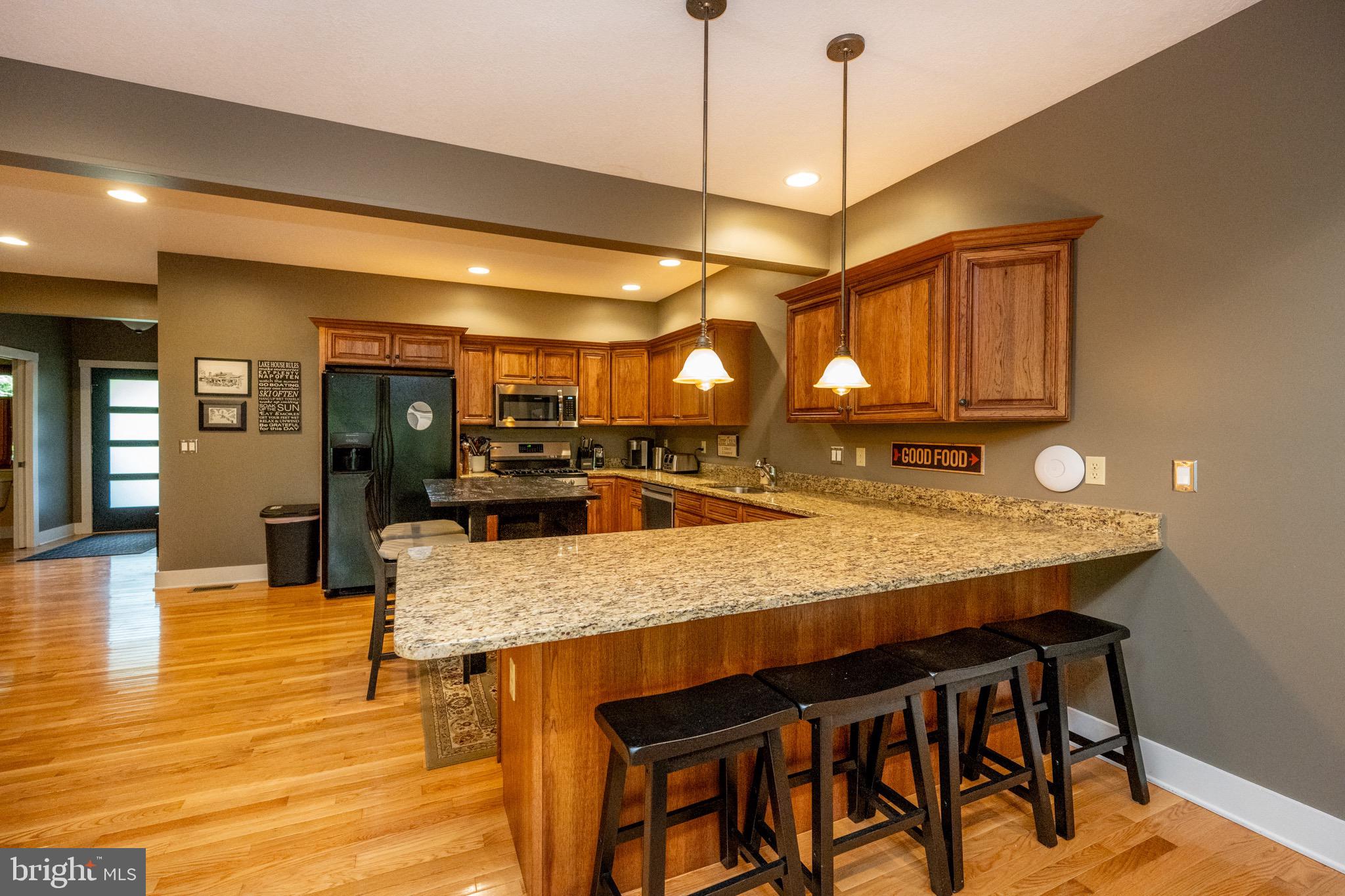 TIMBERLAKE VILLAGE - Residential