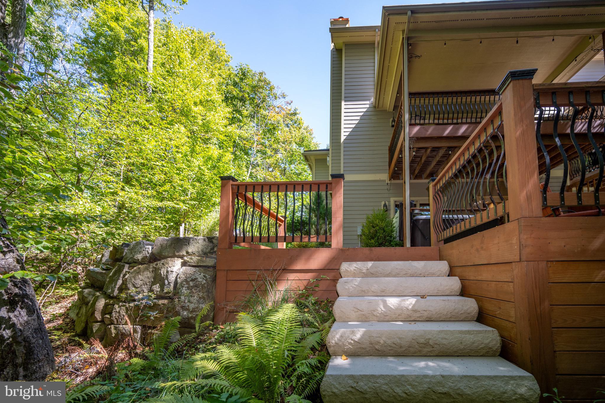 TIMBERLAKE VILLAGE - Residential