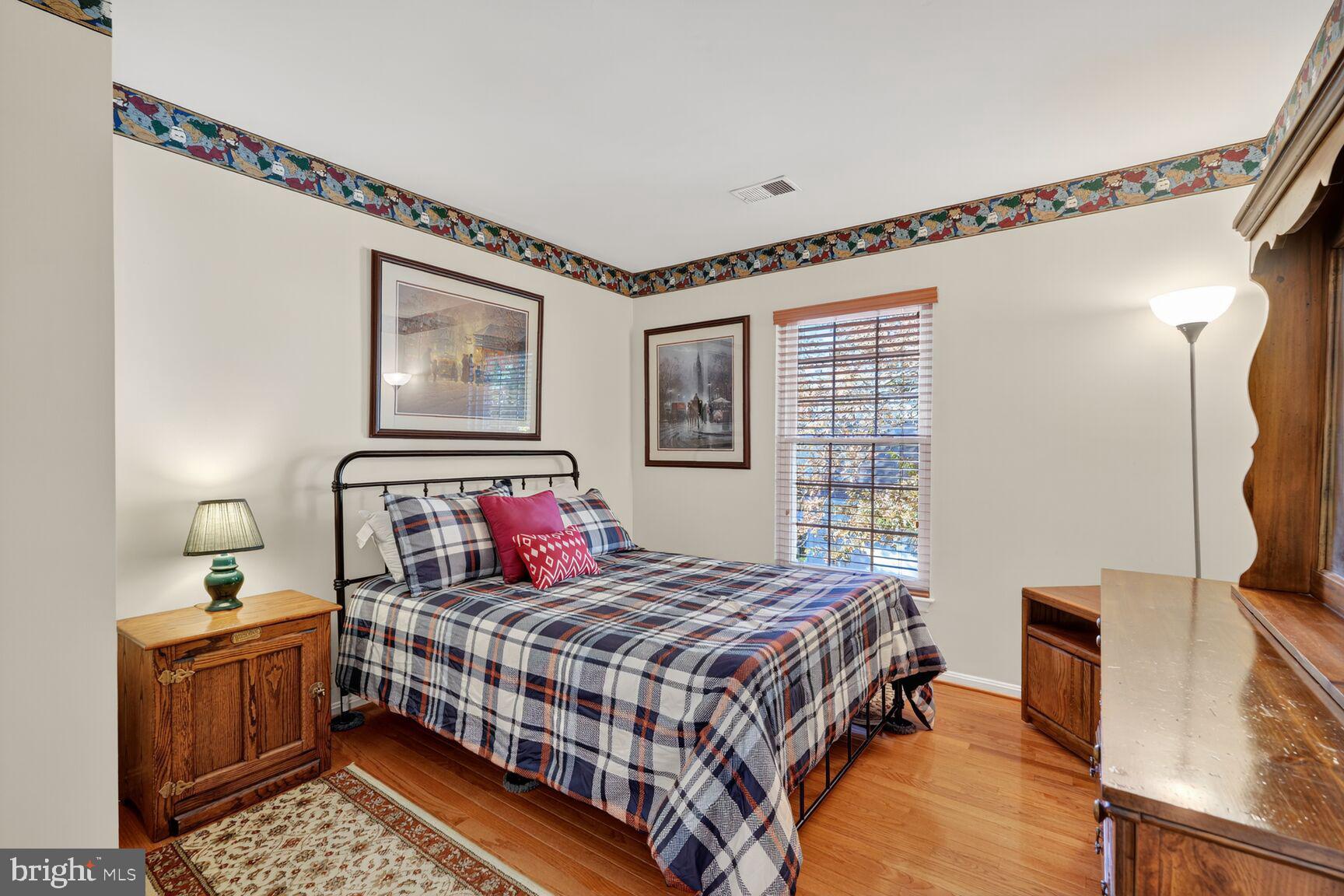 KINGSTOWNE - Residential