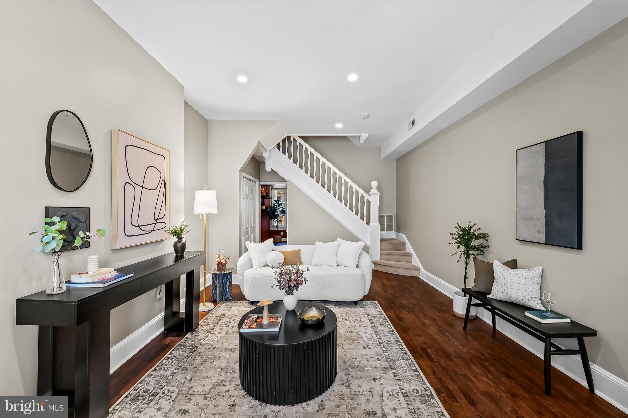 BUTCHERS HILL - Residential