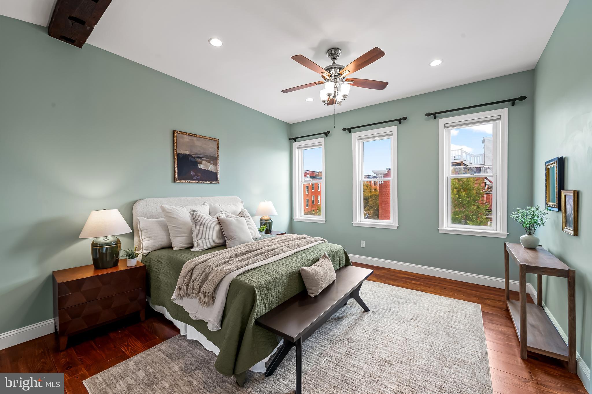 BUTCHERS HILL - Residential