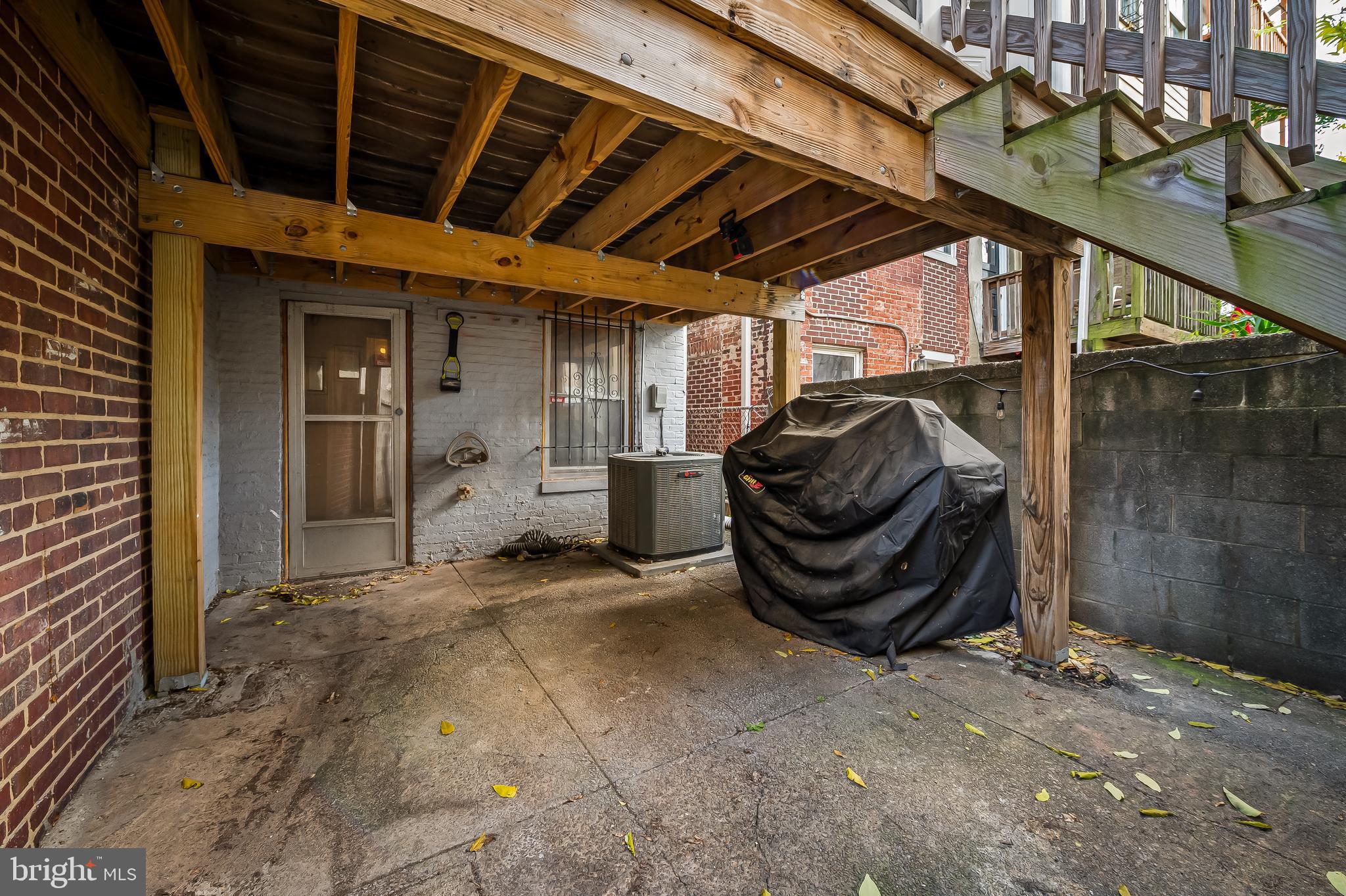 BUTCHERS HILL - Residential