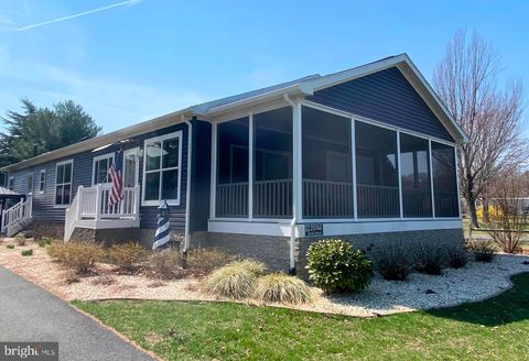 Mobile Home For Sale - 25744 E Wind Drive #1038<br/> LONG NECK, DE 19966