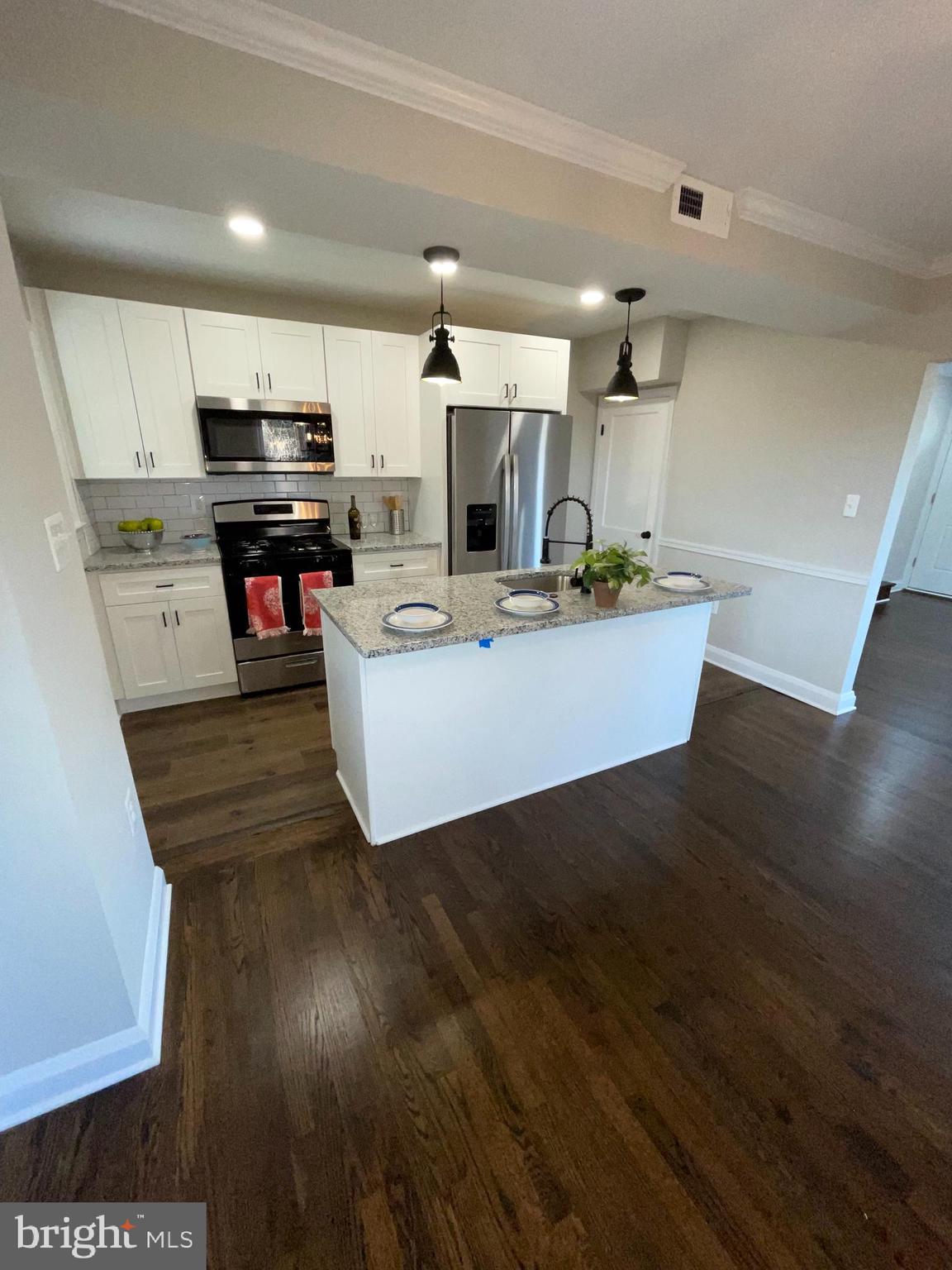 RIDGELEIGH - Residential