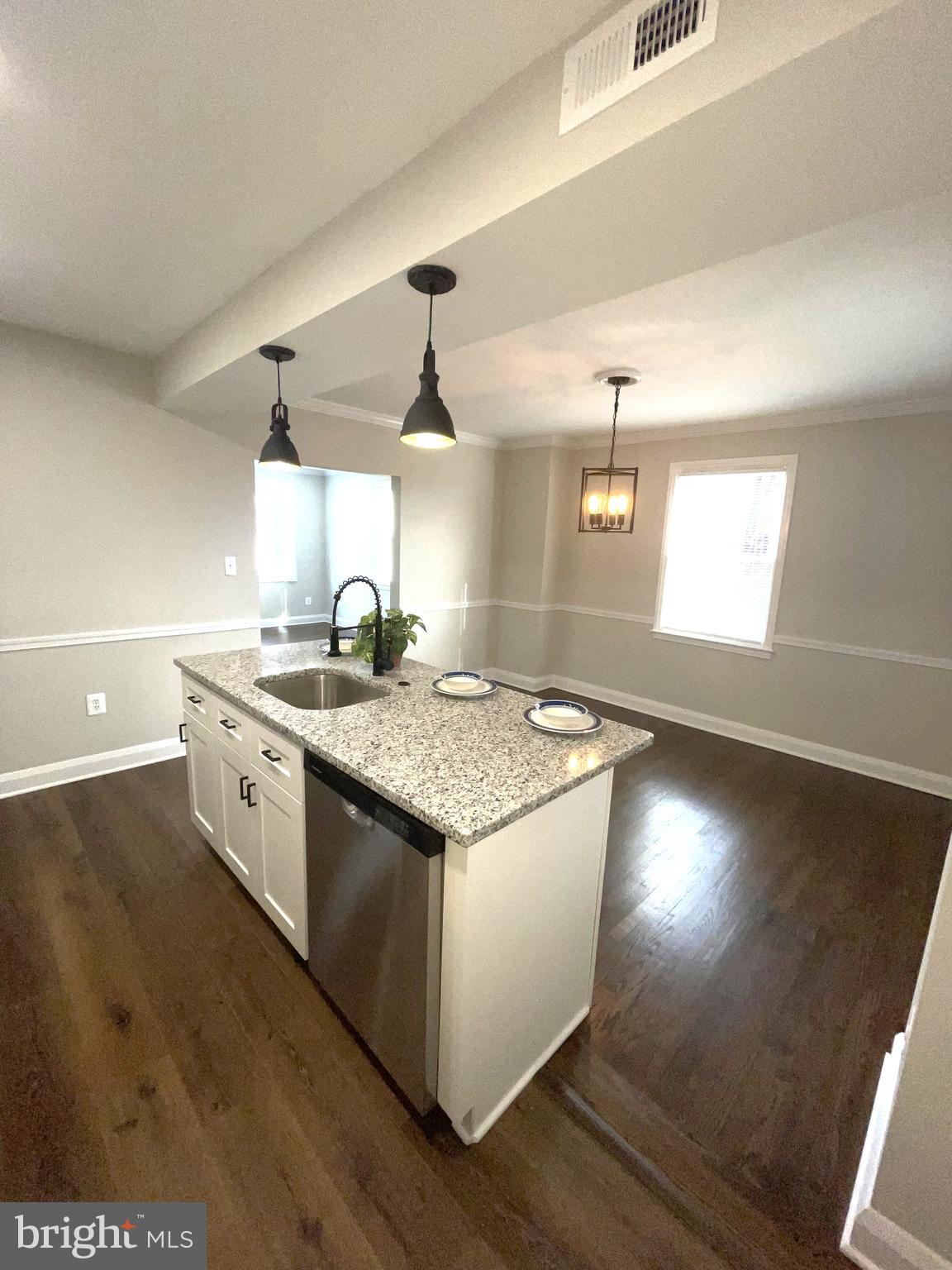 RIDGELEIGH - Residential