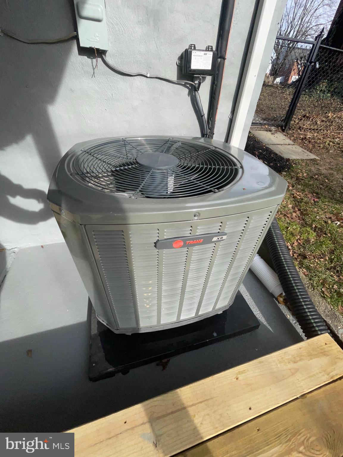 RIDGELEIGH - Residential