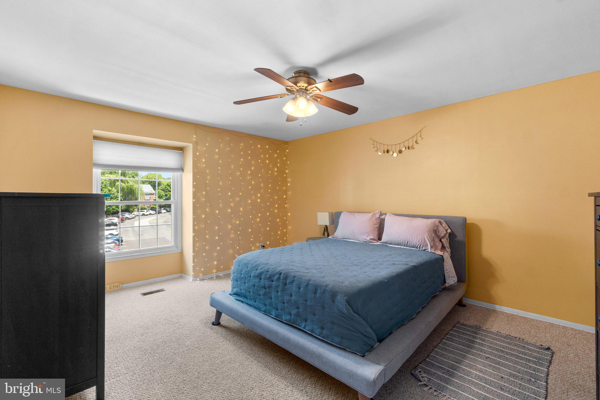 VILLAGES OF HOMELAND - Residential