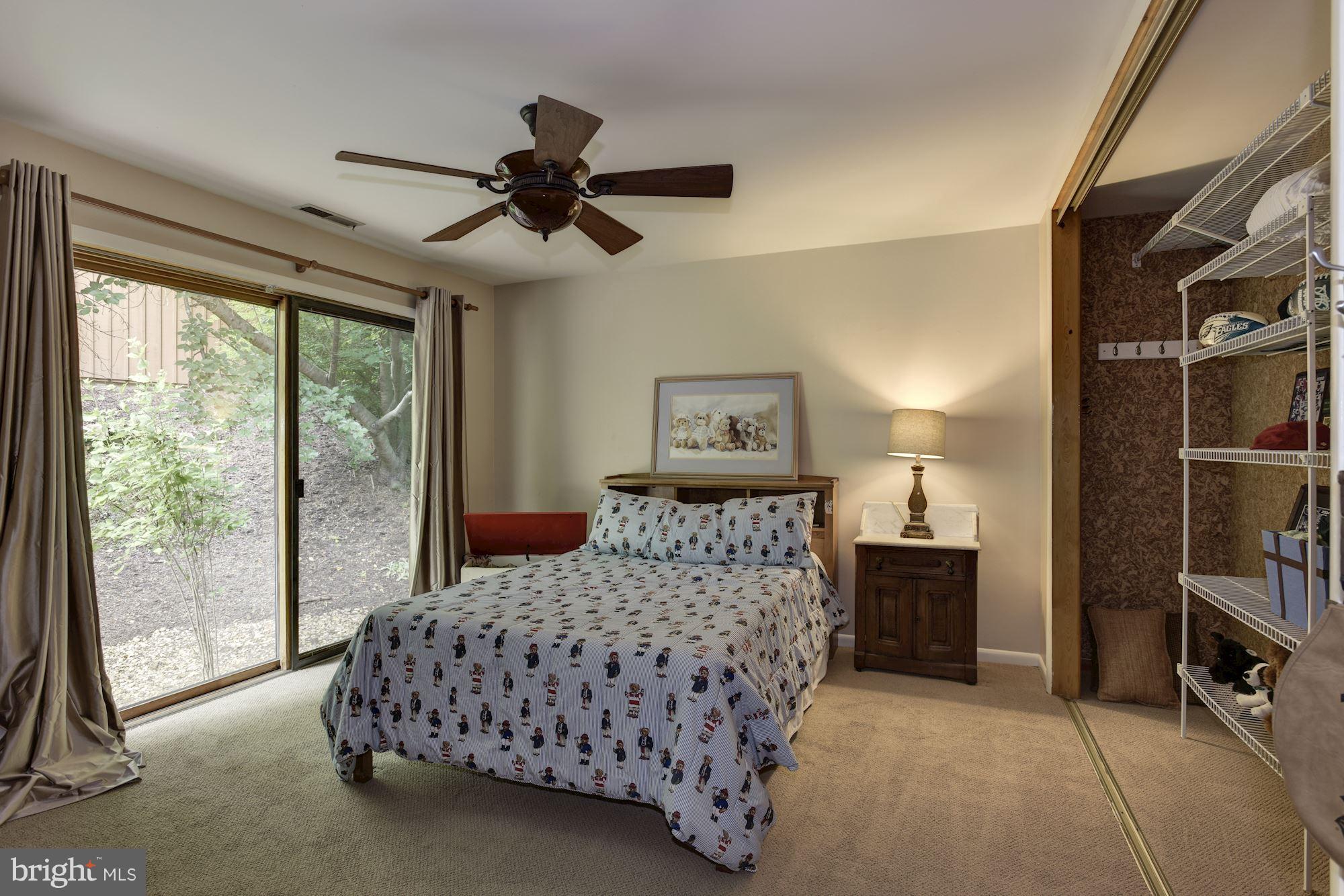 HOBBITS GLEN - Residential