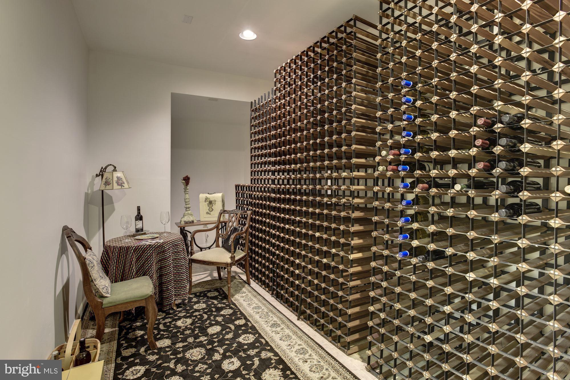 HOBBITS GLEN - Residential