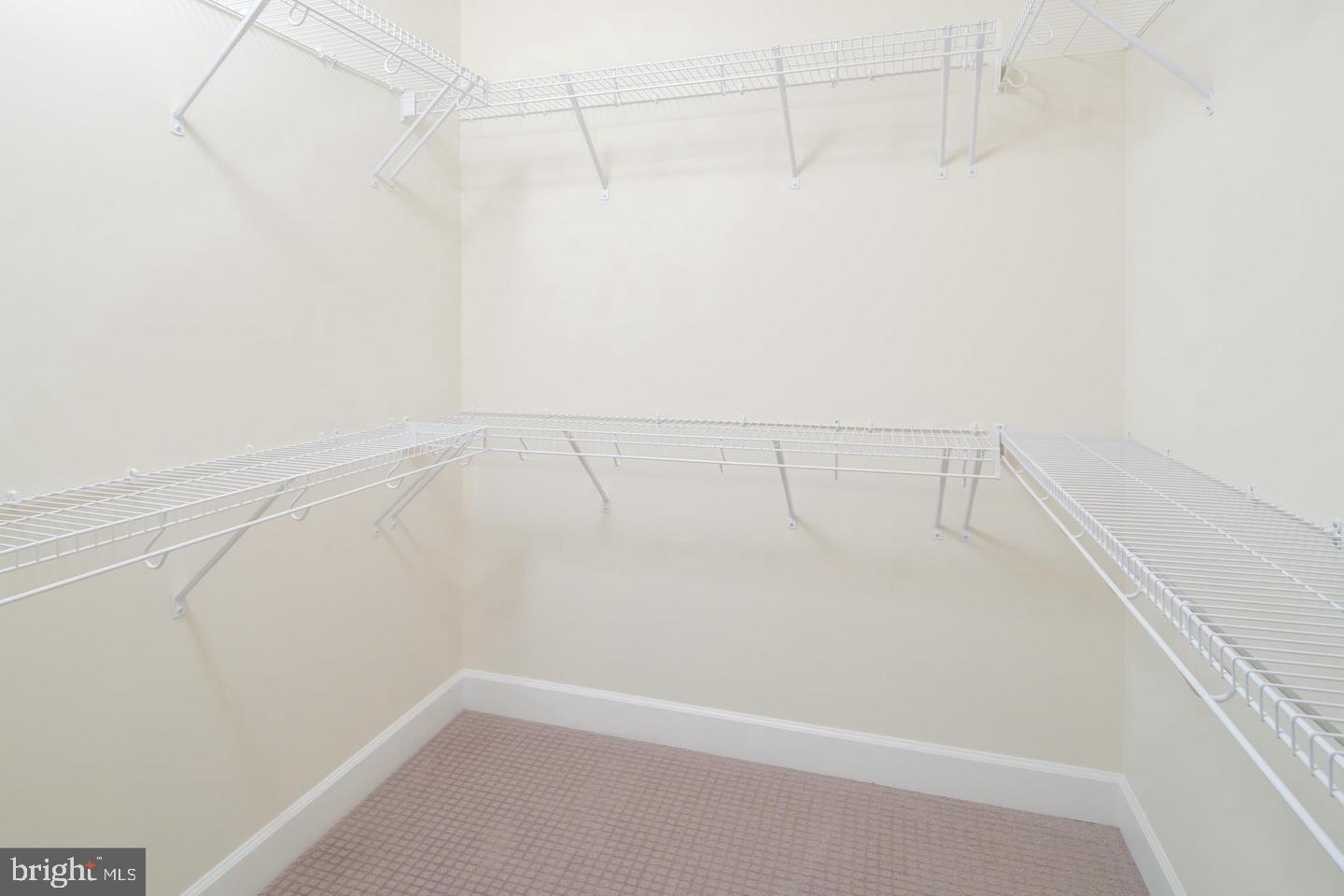 HAYMARKET CROSSING - Residential Lease