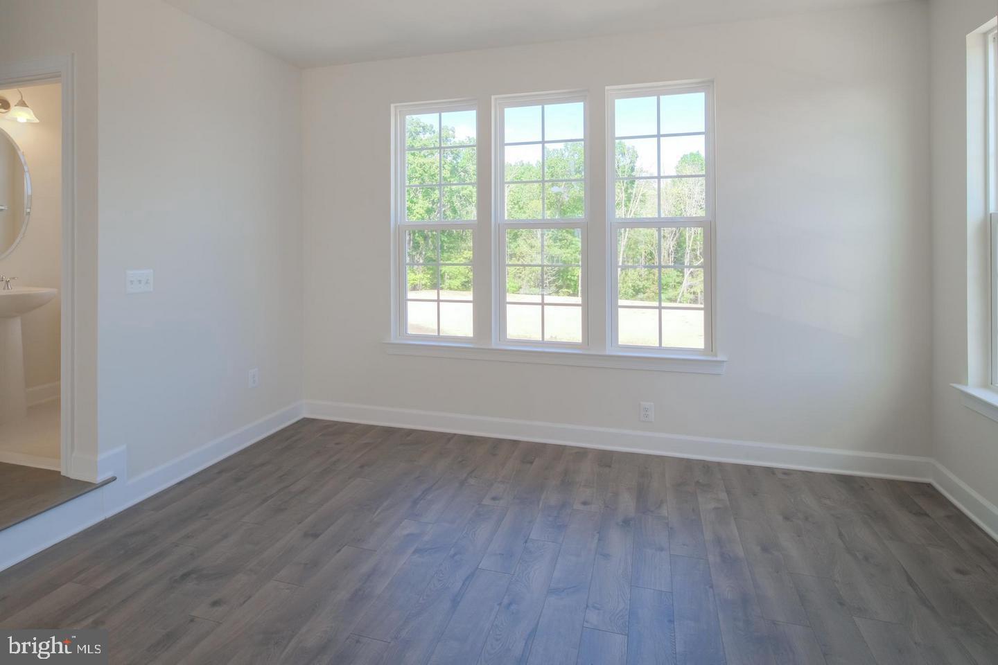 HAYMARKET CROSSING - Residential Lease