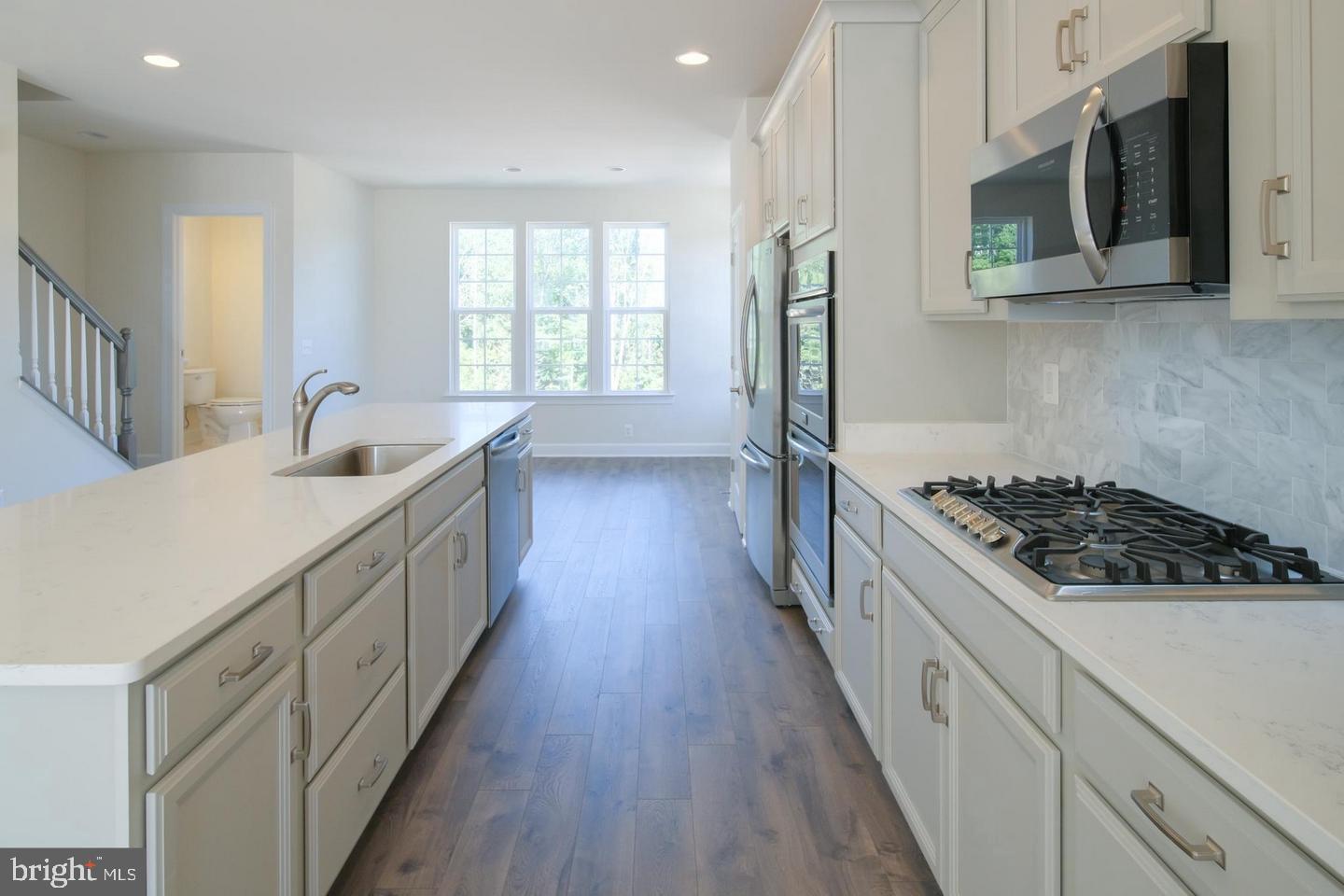 HAYMARKET CROSSING - Residential Lease