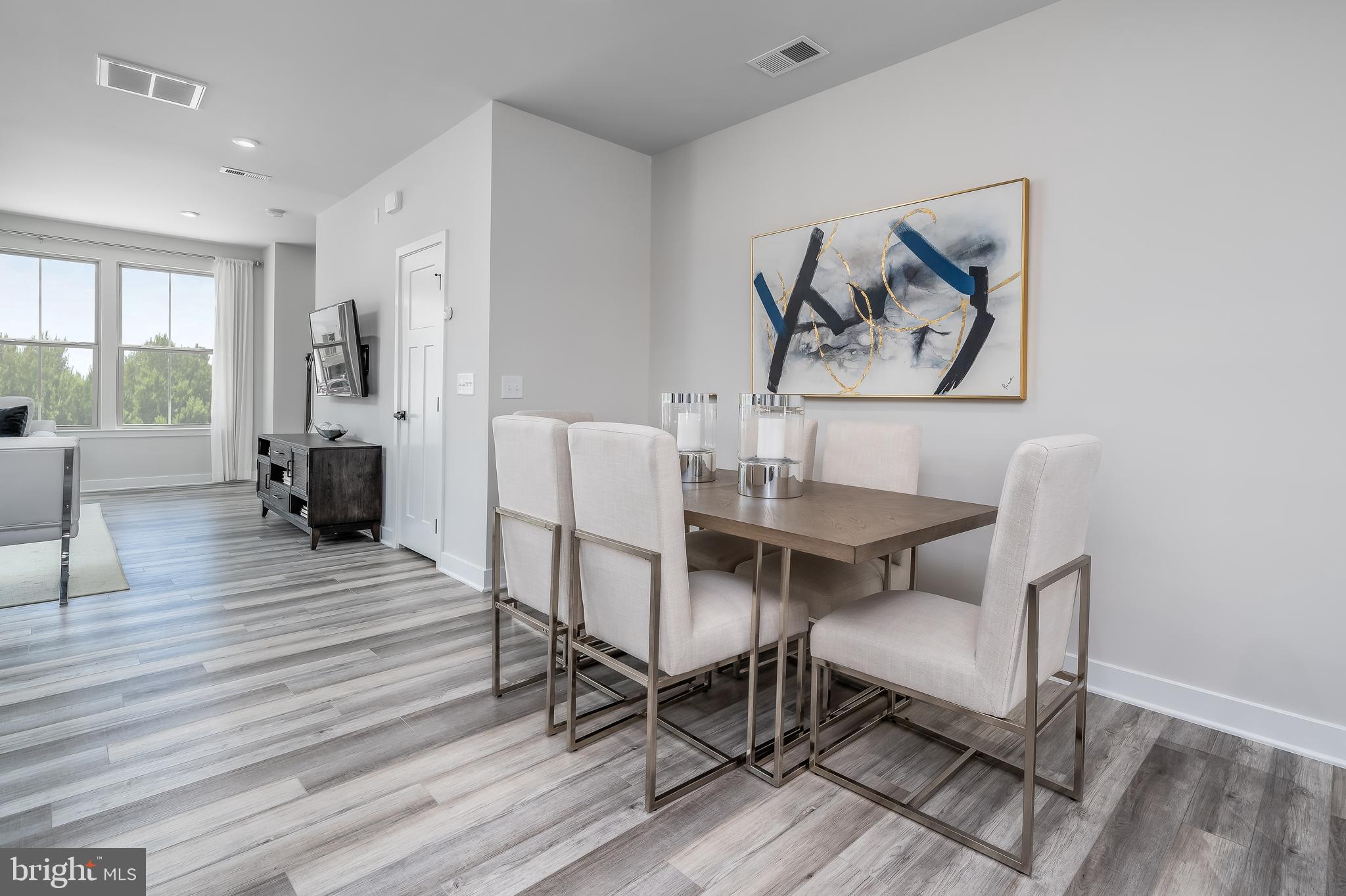 PARKSIDE - Residential