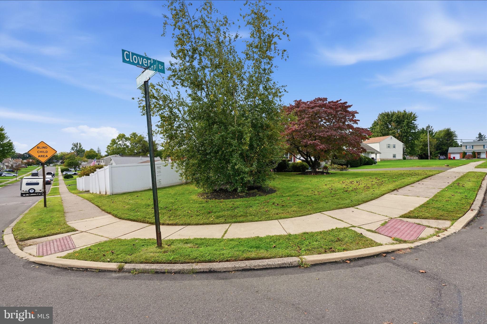 1326 CLOVERLY ROAD