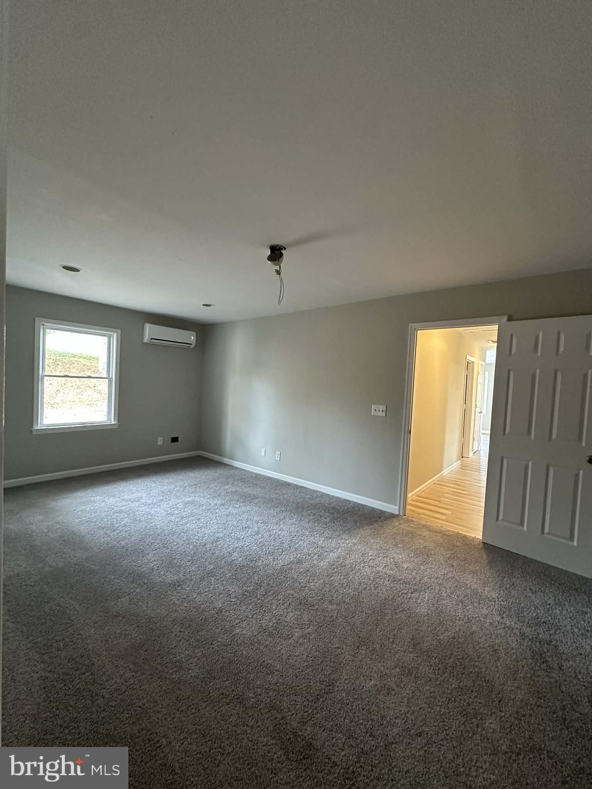 FAYETTEVILLE COMMONS - Residential