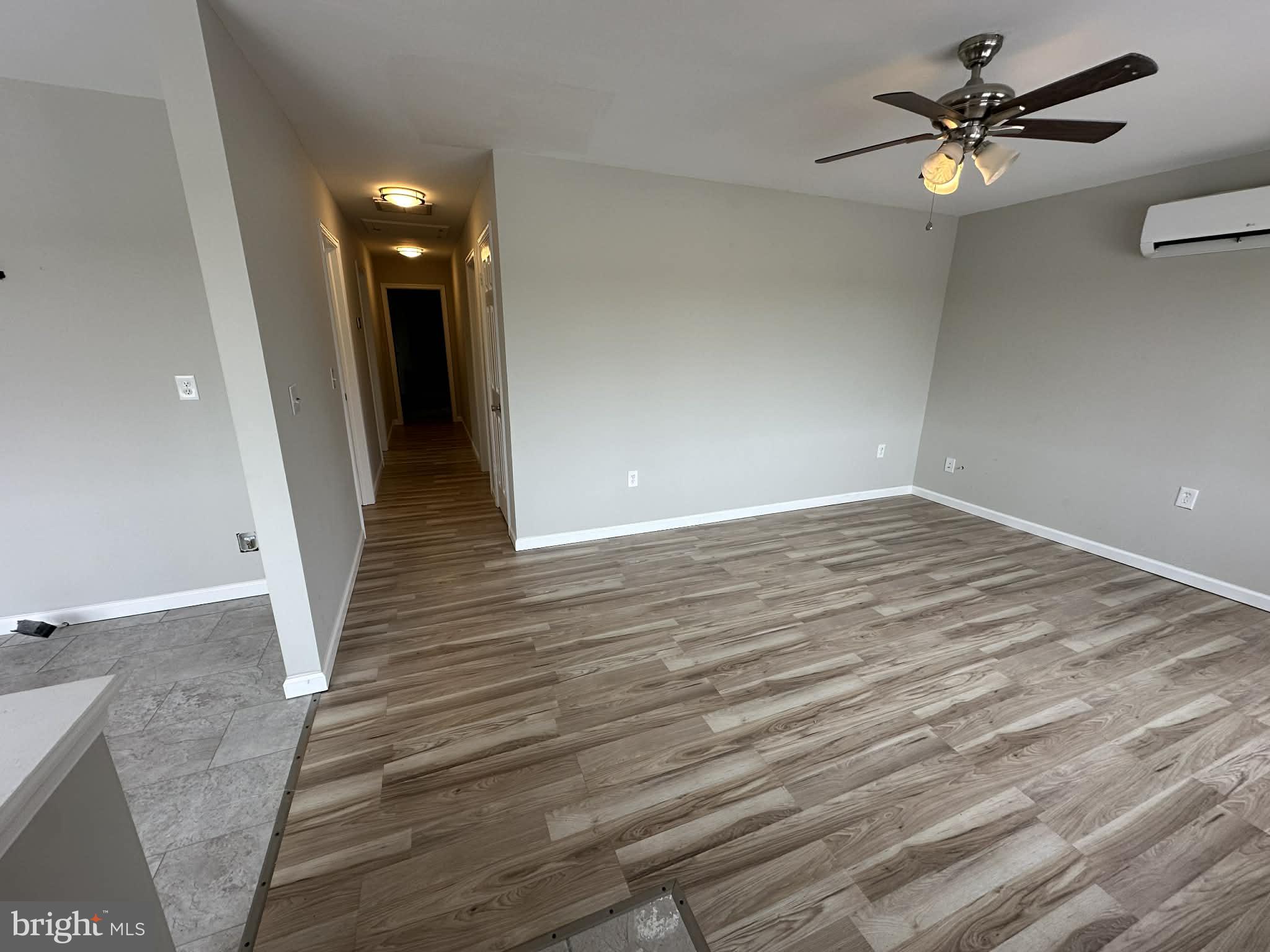 FAYETTEVILLE COMMONS - Residential