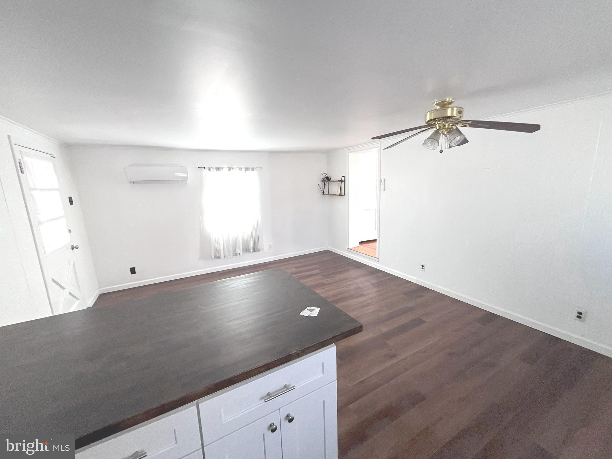 COLONIAL PARK - Residential