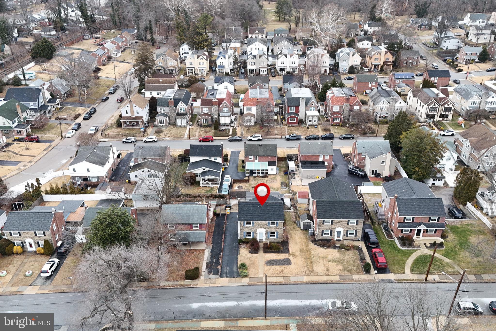 COLONIAL PARK - Residential