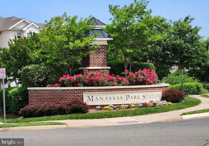 MANASSAS PARK STATION - Residential