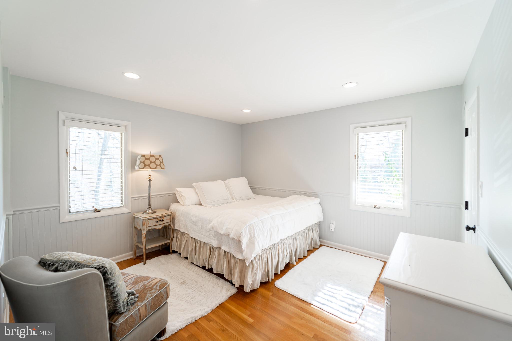 BANNOCKBURN ESTATES - Residential Lease